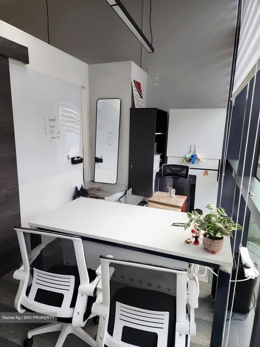 Woods Square (D25), Office #526971651